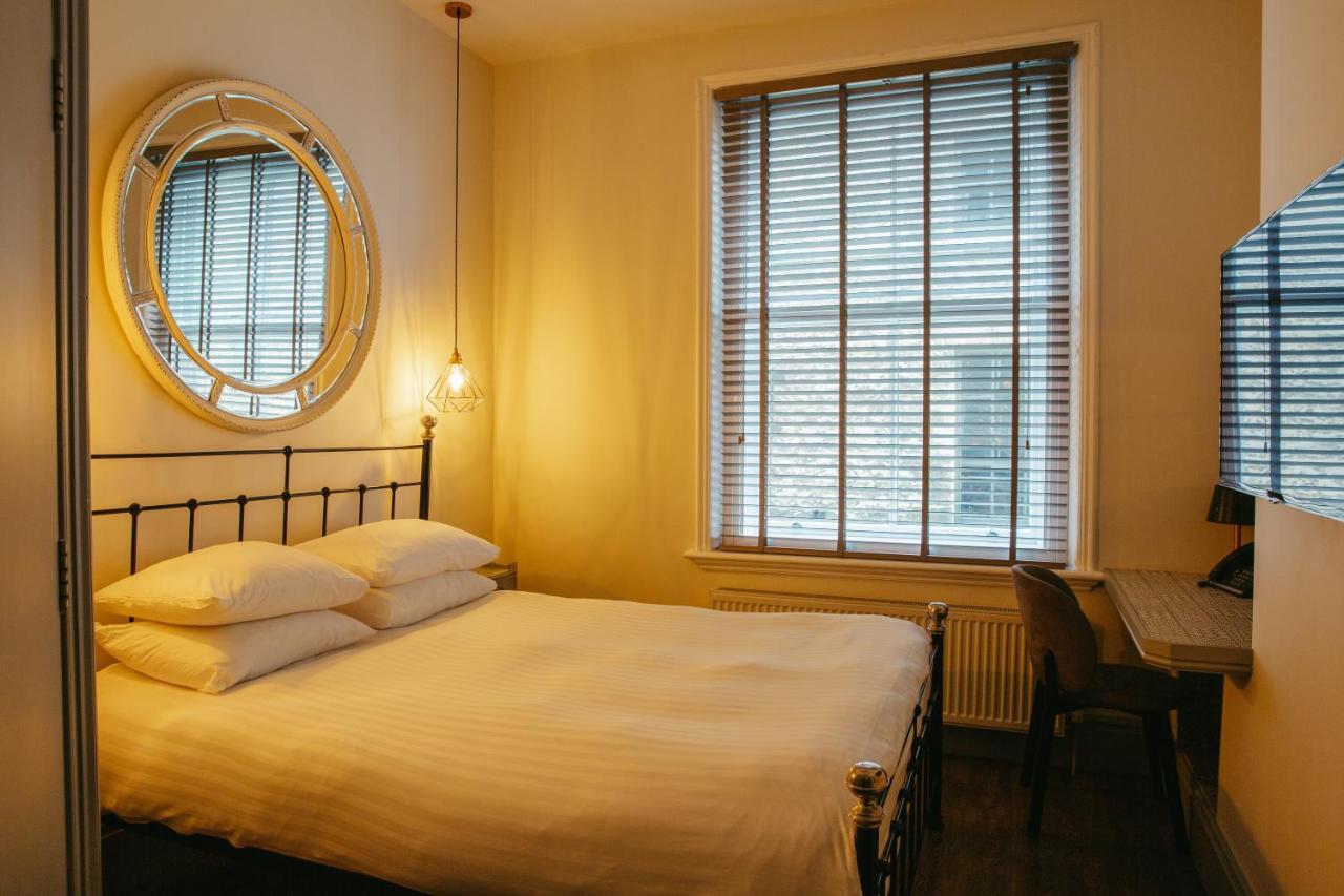סטמפורד Crown Hotel מראה חיצוני תמונה